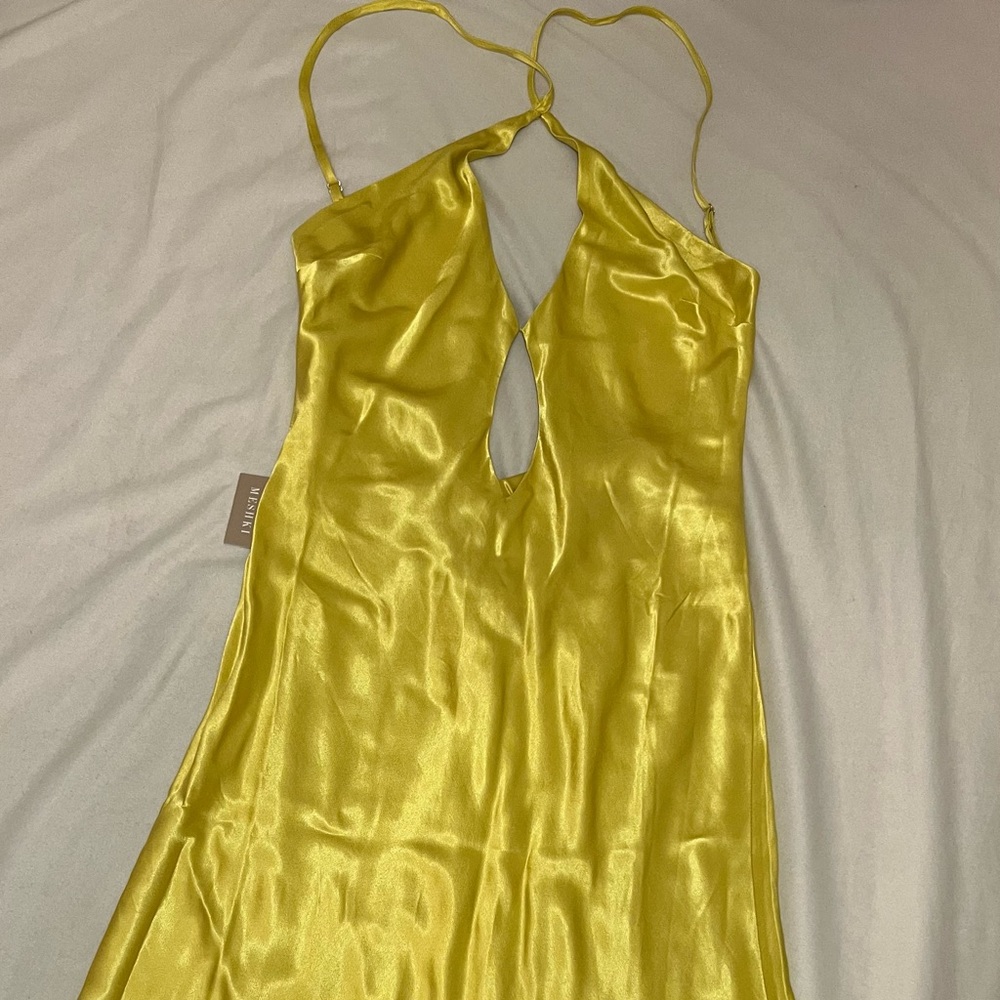 MESHKI - Satin Cut Out Maxi Dress - Picture 4 of 6